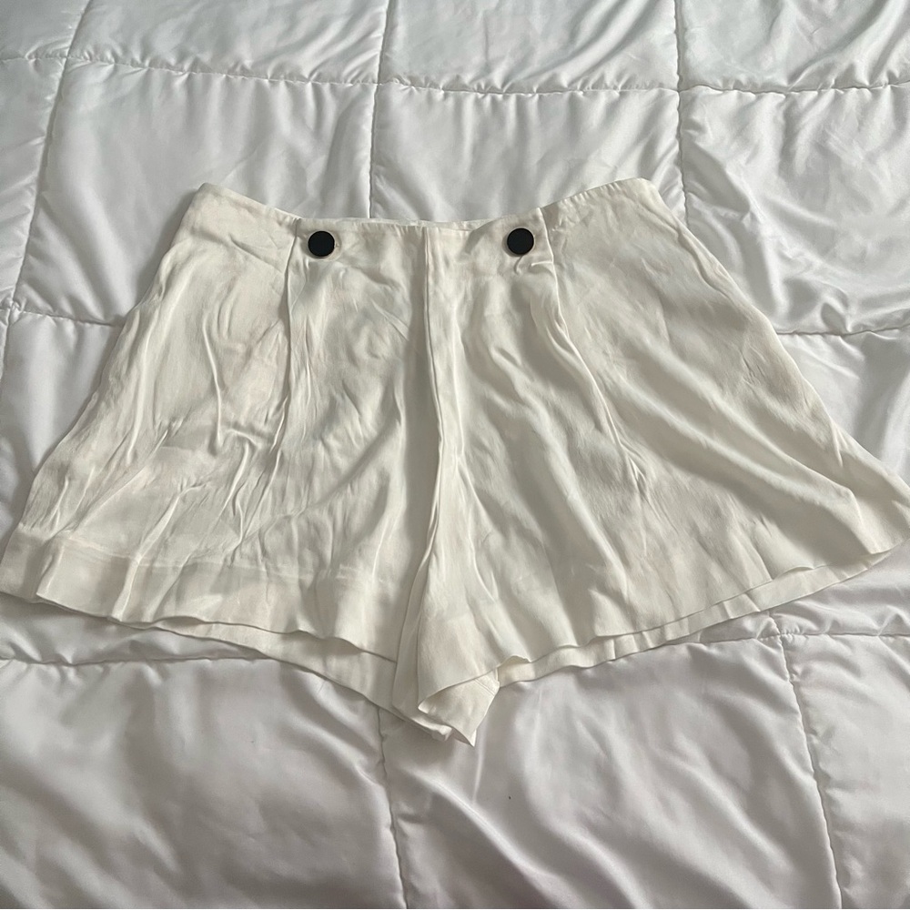 NWOT MAEVE ivory shorts